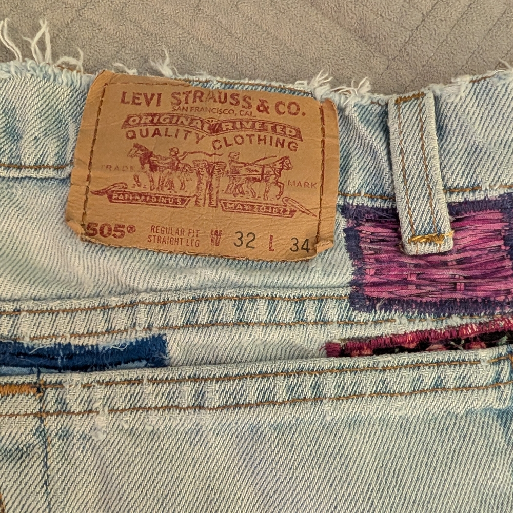 Levi's 505 Patchwork Embroidered Jeans - Picture 12 of 13